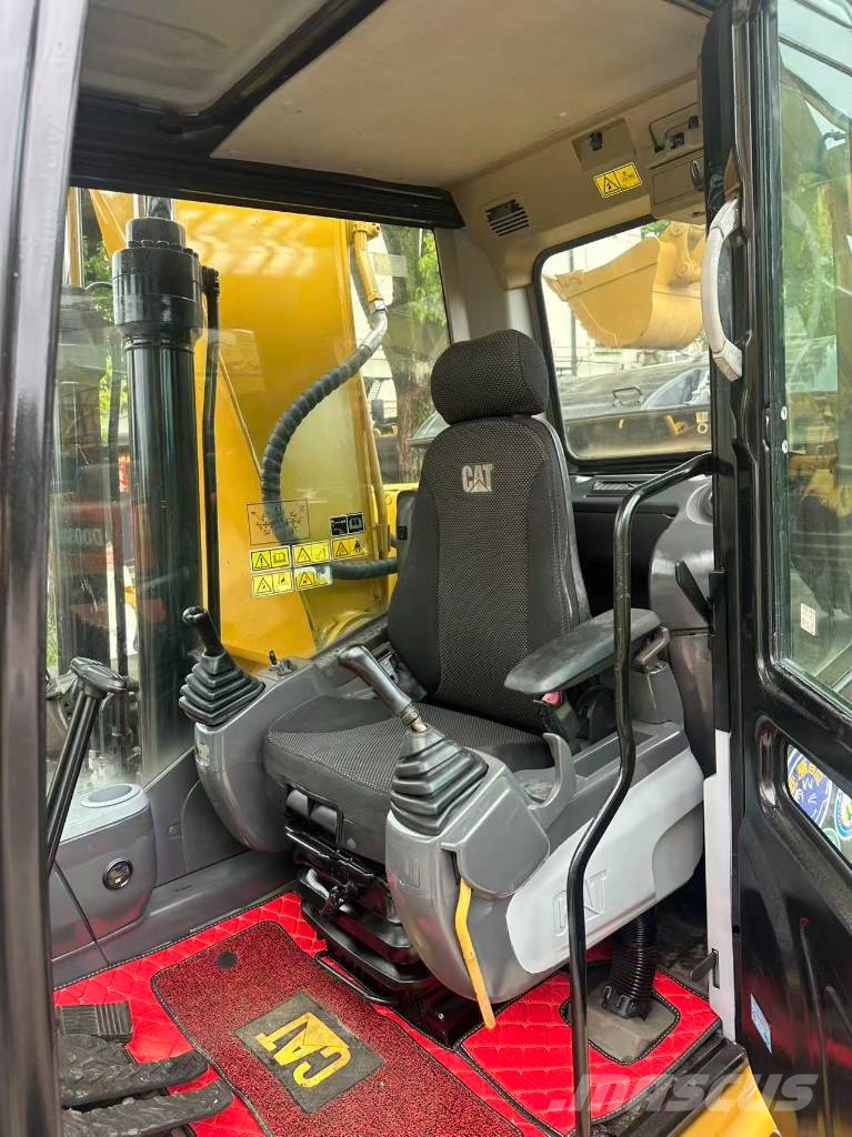 CAT CAT320D حفارات وسط 7 طن - 12 طن