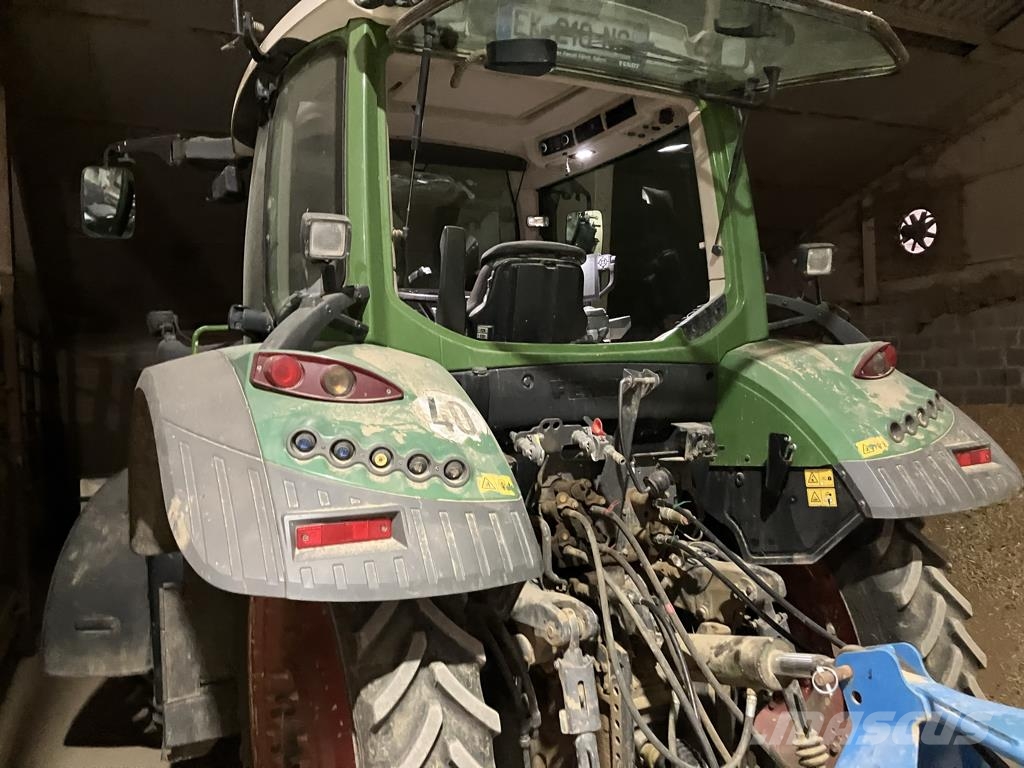 Fendt 516 VARIO PROFI + Tracteur