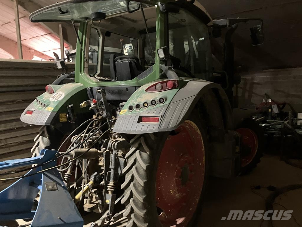 Fendt 516 VARIO PROFI + Traktoren