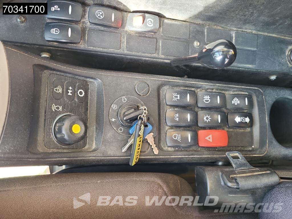 JCB JS175 W Lift Cabin Escavadoras de rodas