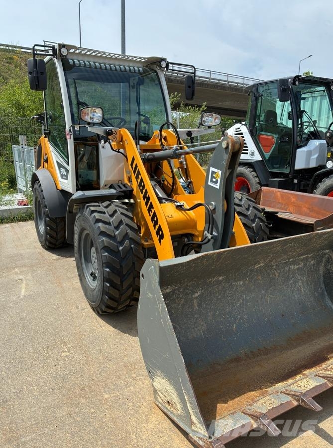Liebherr L504 Compact Wielladers