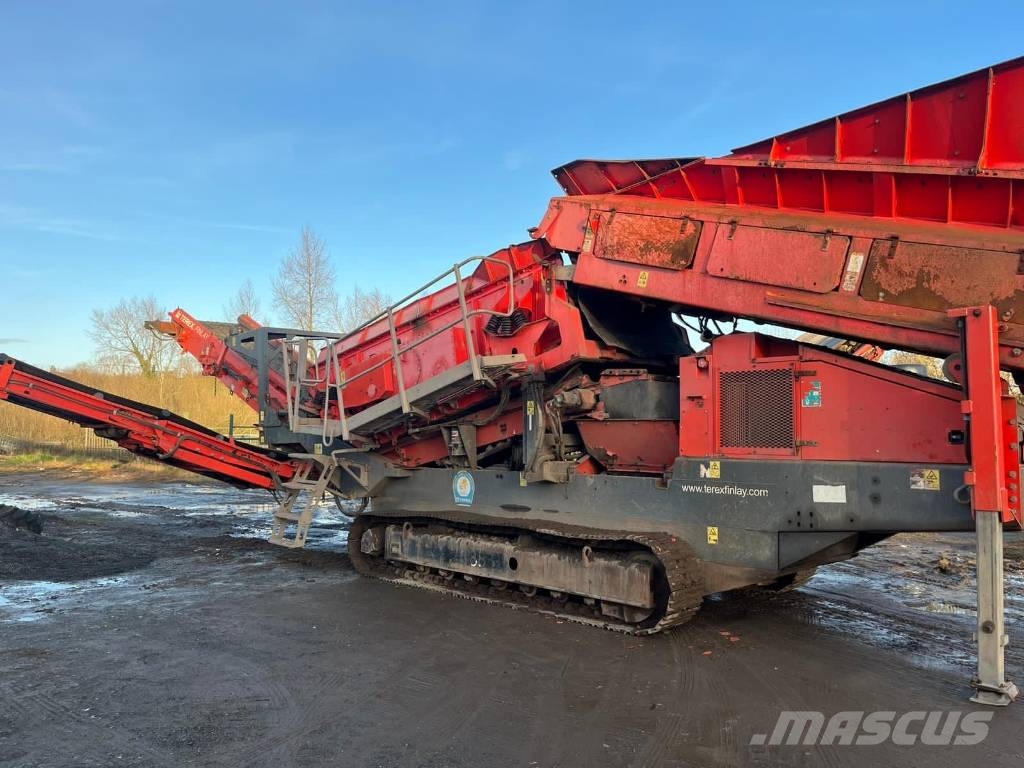 Terex Finlay 883+ Triple shaft 이동식 선별기