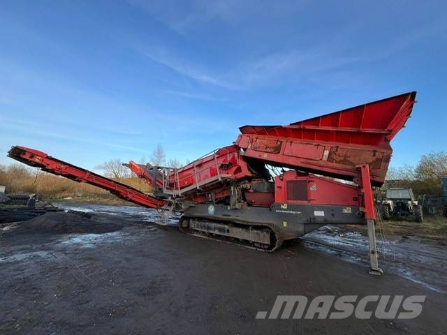 Terex Finlay 883+ Triple shaft 이동식 선별기