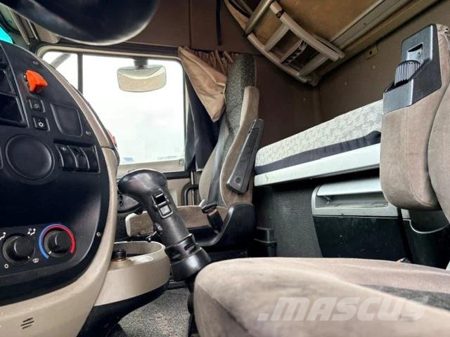 DAF XF 105.460 SPACECAB (EURO 5 / ZF16 MANUAL GEARBOX Vilcēji