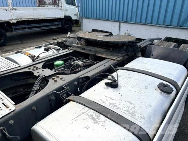 DAF XF 105.460 SPACECAB (EURO 5 / ZF16 MANUAL GEARBOX Vilcēji
