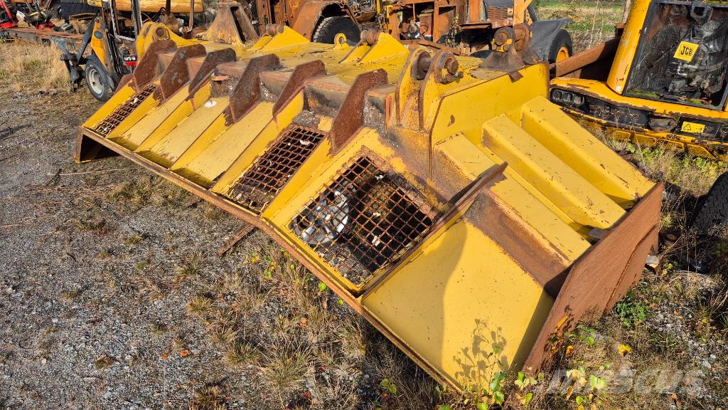 CAT D 8 T Bandschaktare