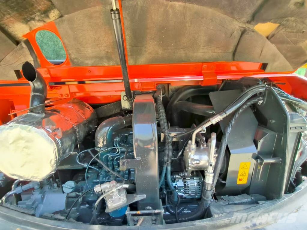 Kubota KX 080-4 Midikaivukoneet 7t - 12t