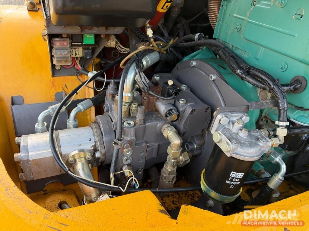 Volvo L30B Quick coupler - Folding bucket - Forks Wheel loaders