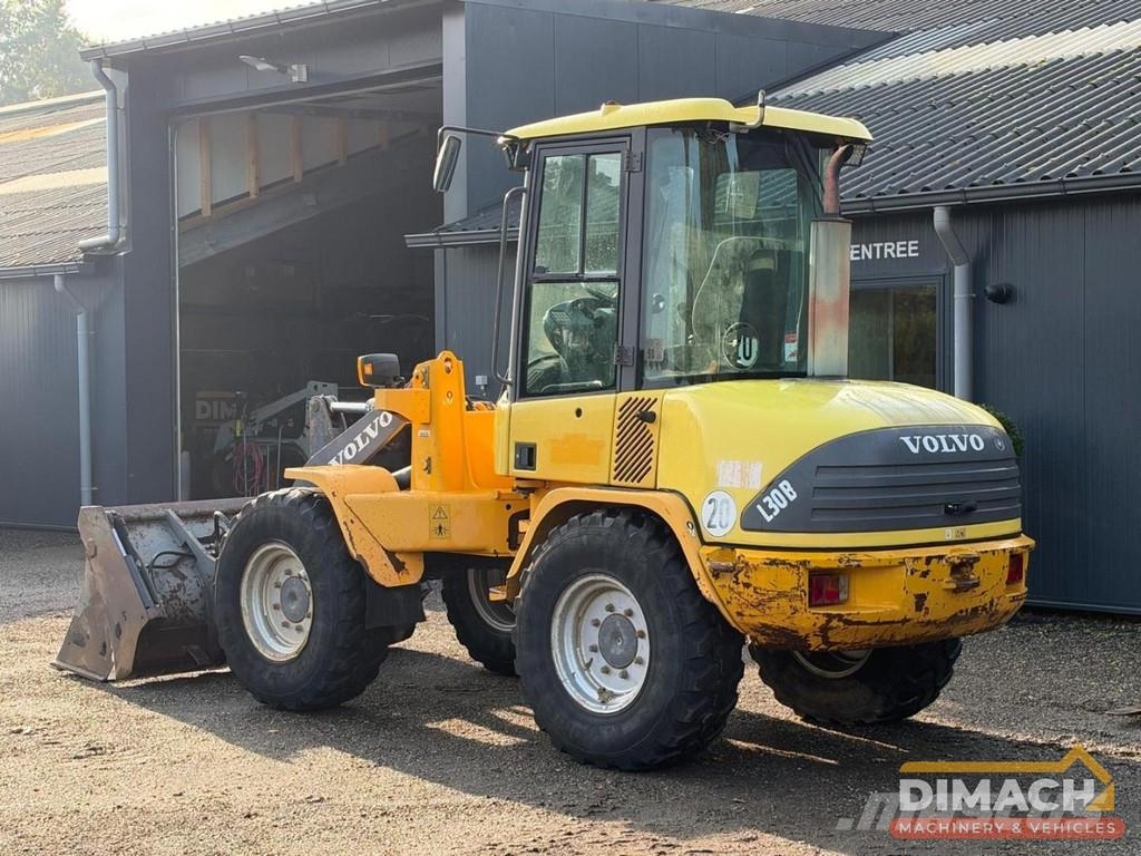 Volvo L30B Quick coupler - Folding bucket - Forks Wheel loaders