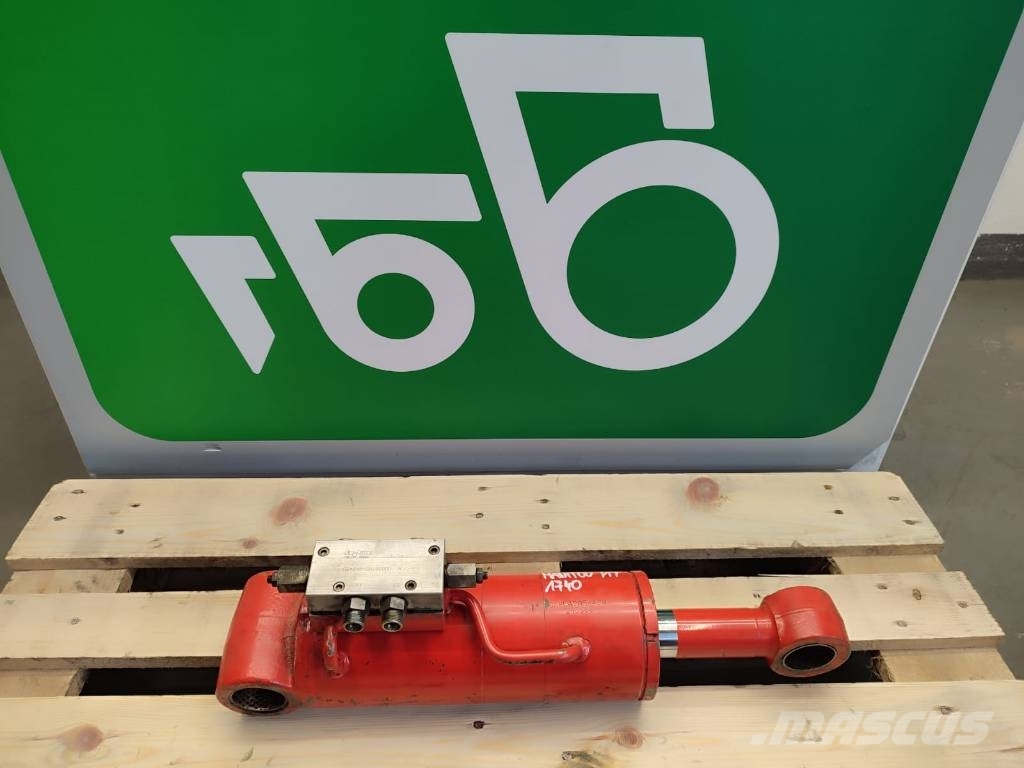 Manitou MT1440 axle leveling hydraulic cylinder Hidraulika