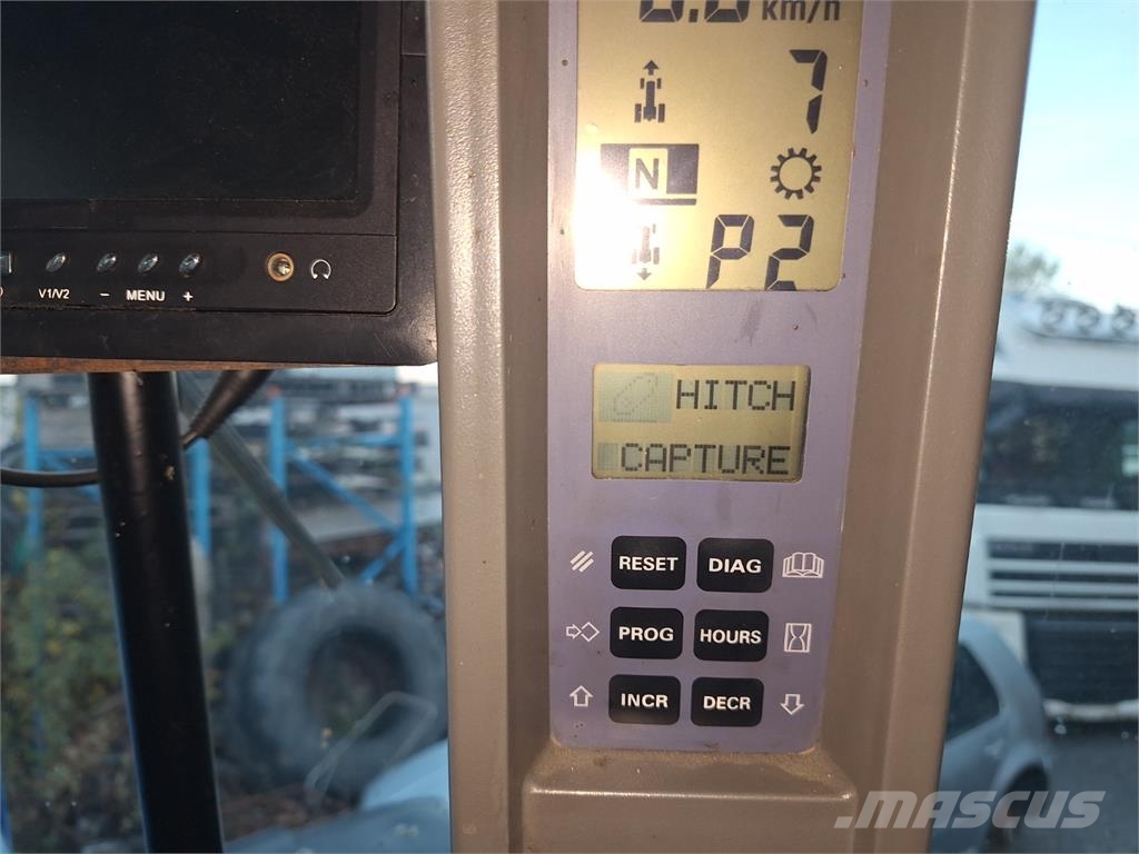 New Holland TG 285 4X4 Diger