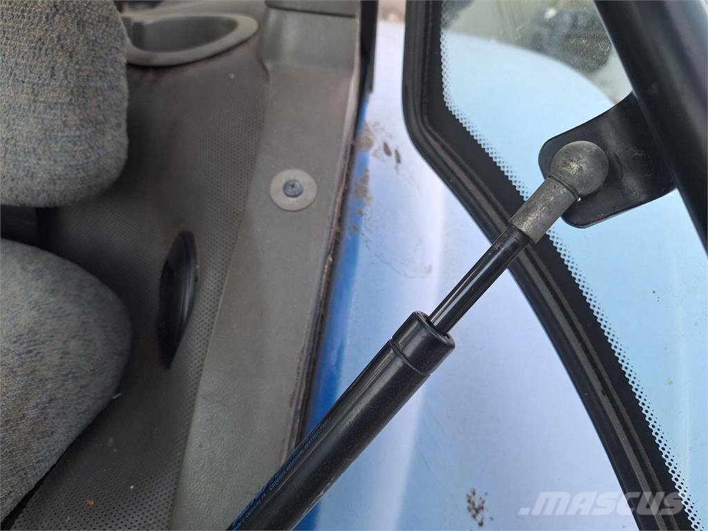 New Holland TG 285 4X4 Diger