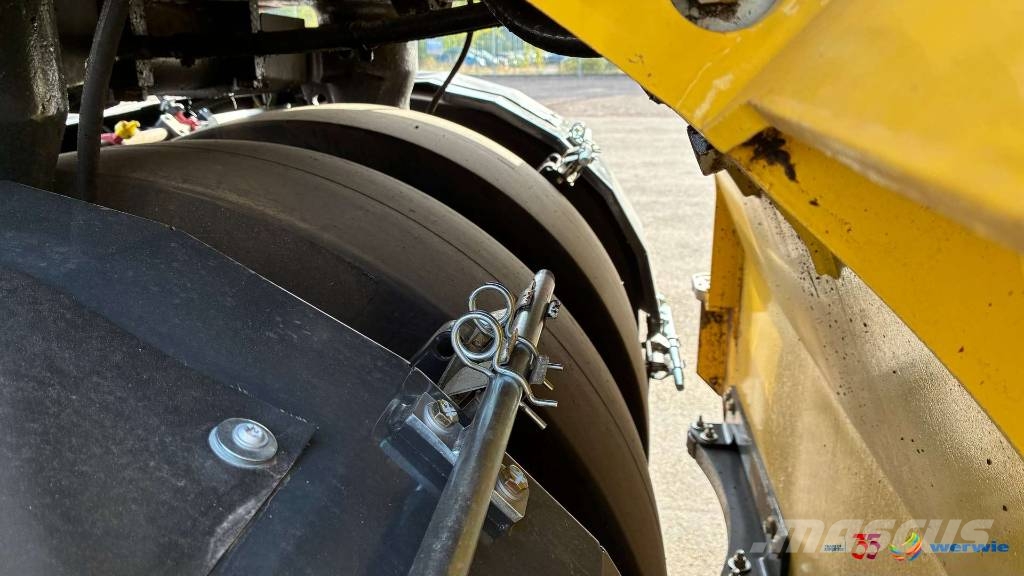 Bomag BW 28 RH Rodillos sobre neumáticos