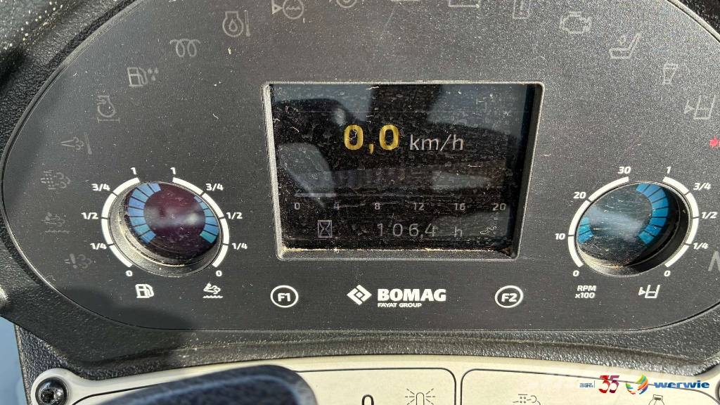 Bomag BW 28 RH Rodillos sobre neumáticos