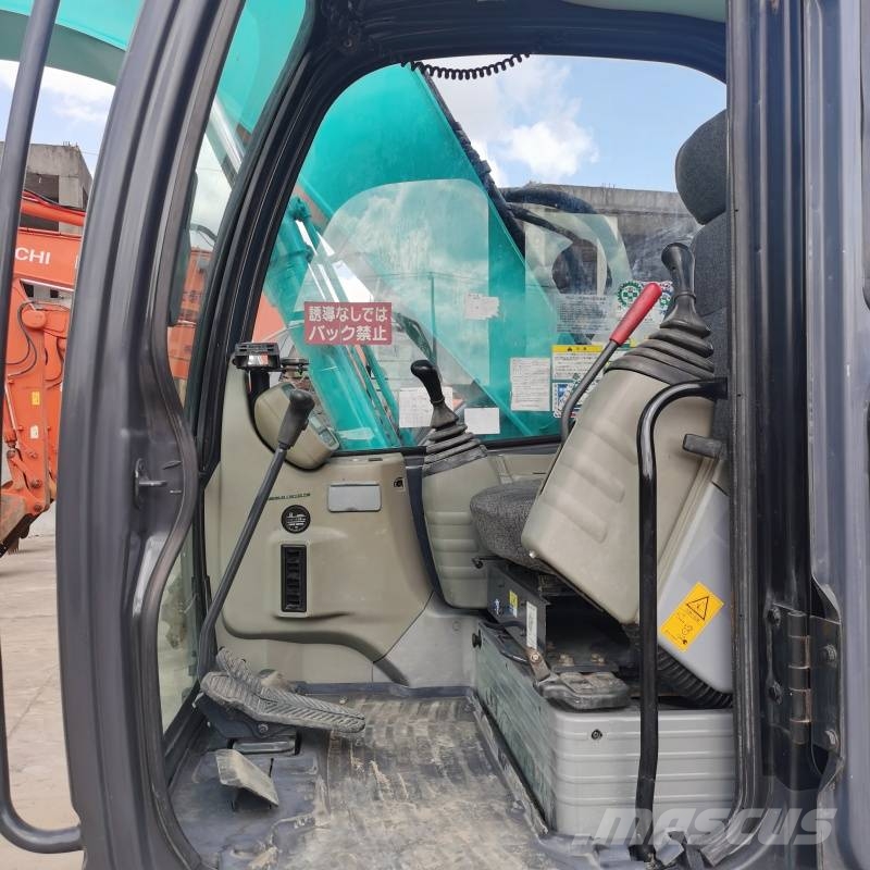 Kobelco SK135 Crawler excavators