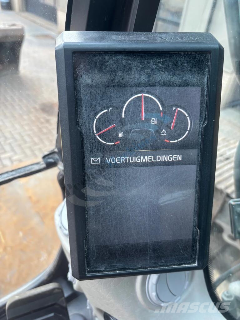 Volvo EC 250 EL Bagri goseničarji