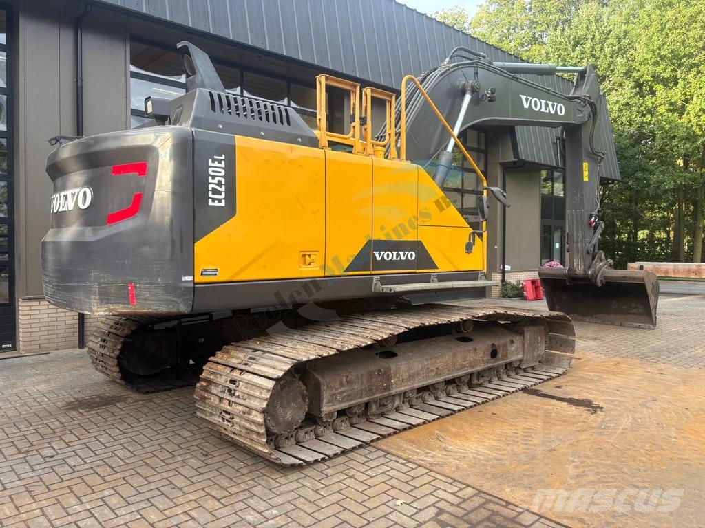 Volvo EC 250 EL Crawler excavators