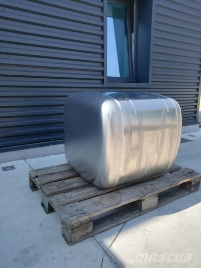 Mercedes-Benz ACTROS ATEGO AXOR AROCS Fuel and additive tanks