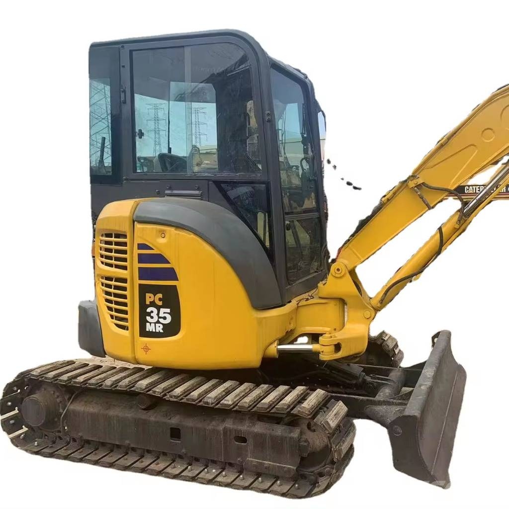 Komatsu PC 35 小型挖掘机