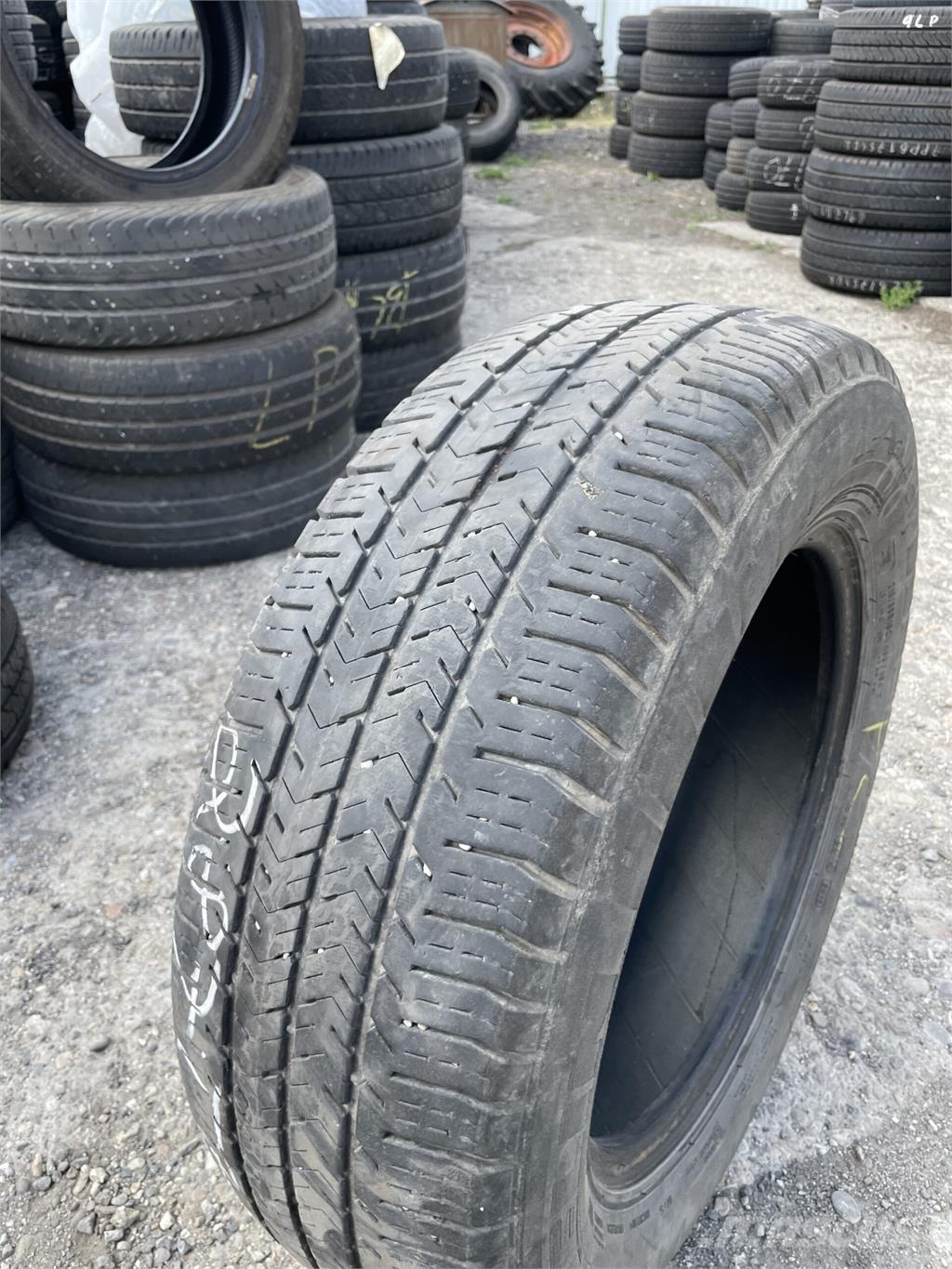 Michelin Agilis 51 215/65 R16C 25% Däck, hjul och fälgar