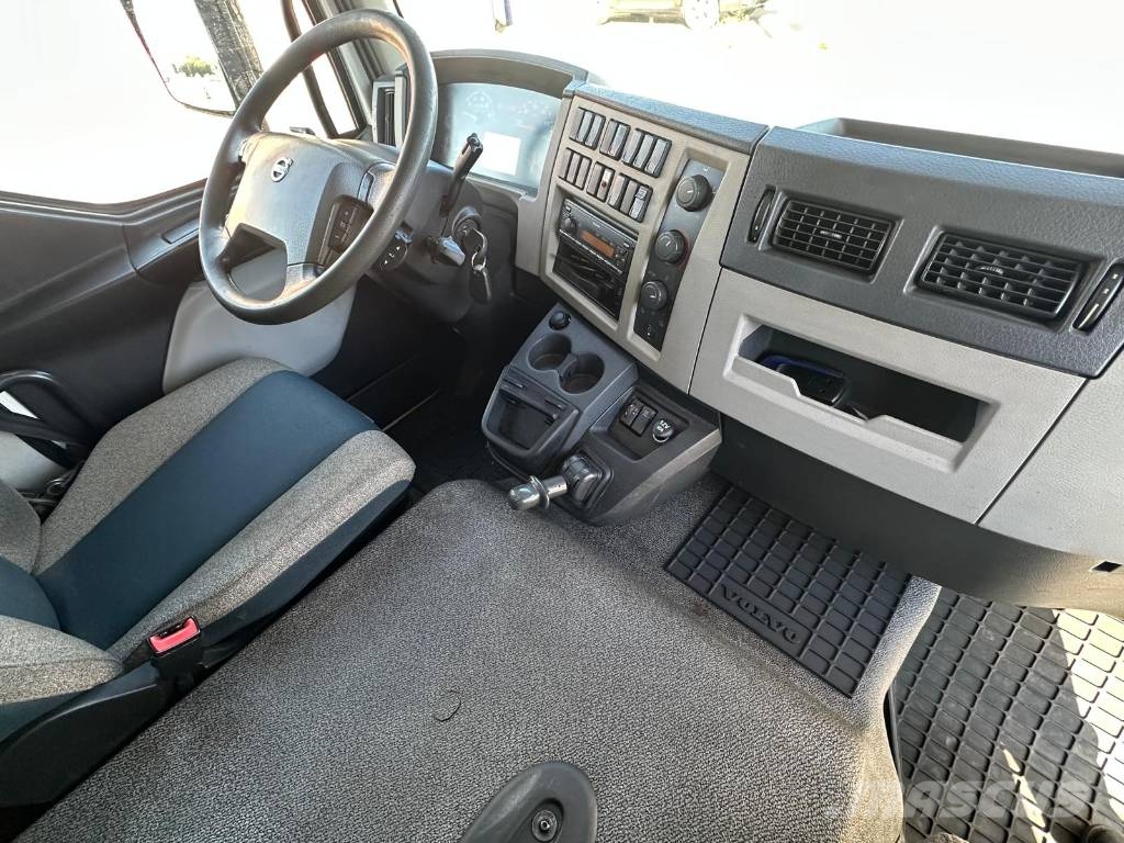 Volvo FL 250 4*2 Seria 3459 Sanduk kamioni