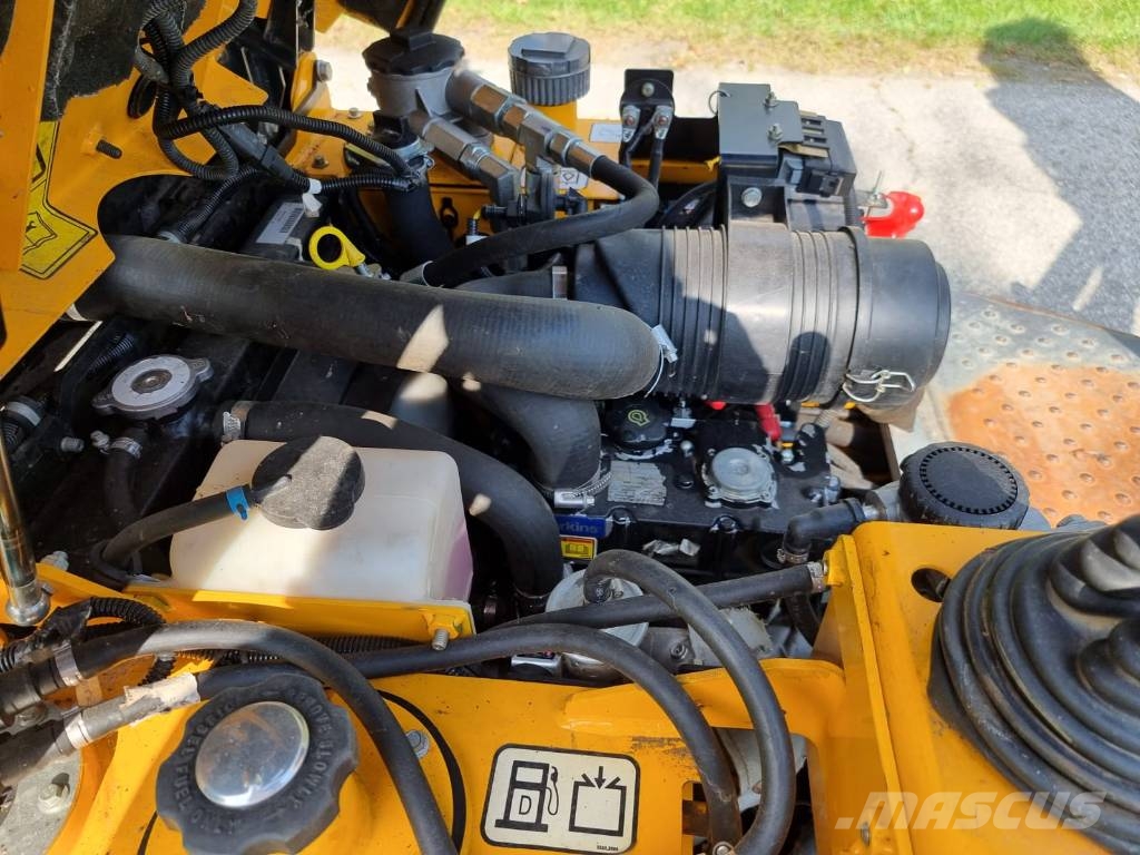 JCB 1T-2S5 Camiones articulados