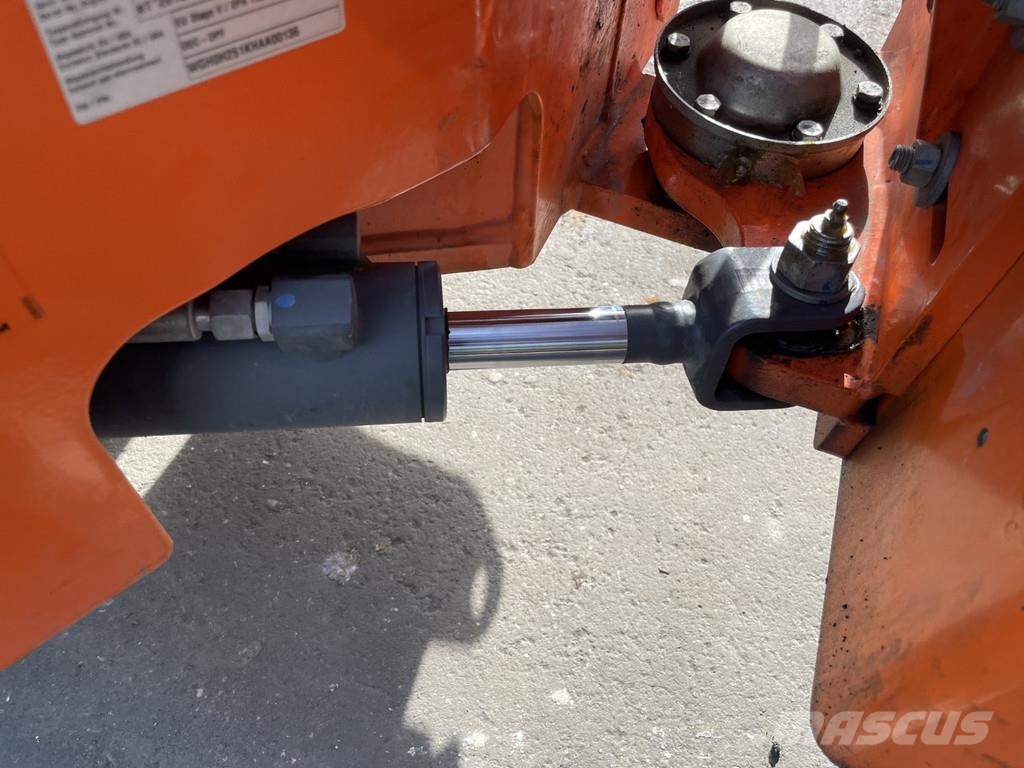 Hamm HD 10 VT Kombinované válce