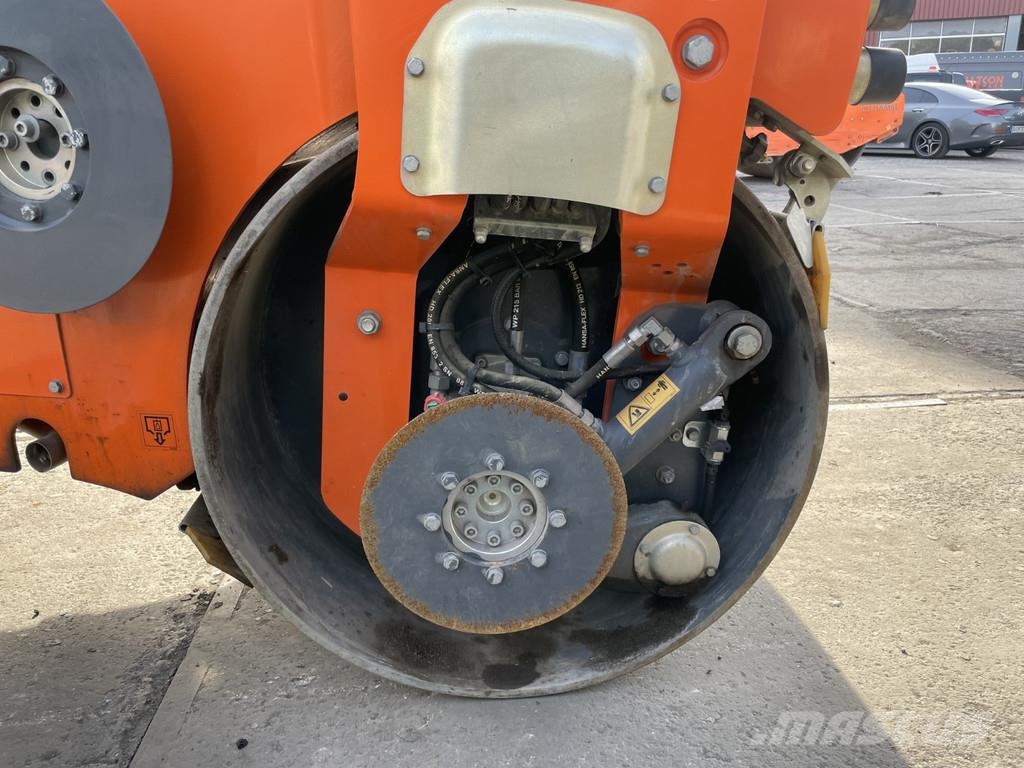 Hamm HD 10 VT Kombinované válce