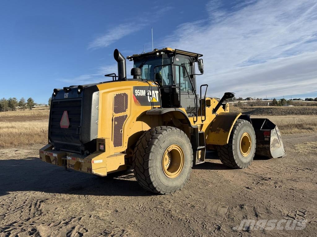 CAT 950M | 2018 | 8213hrs | INBOUND ABU DHABI Wheel loaders