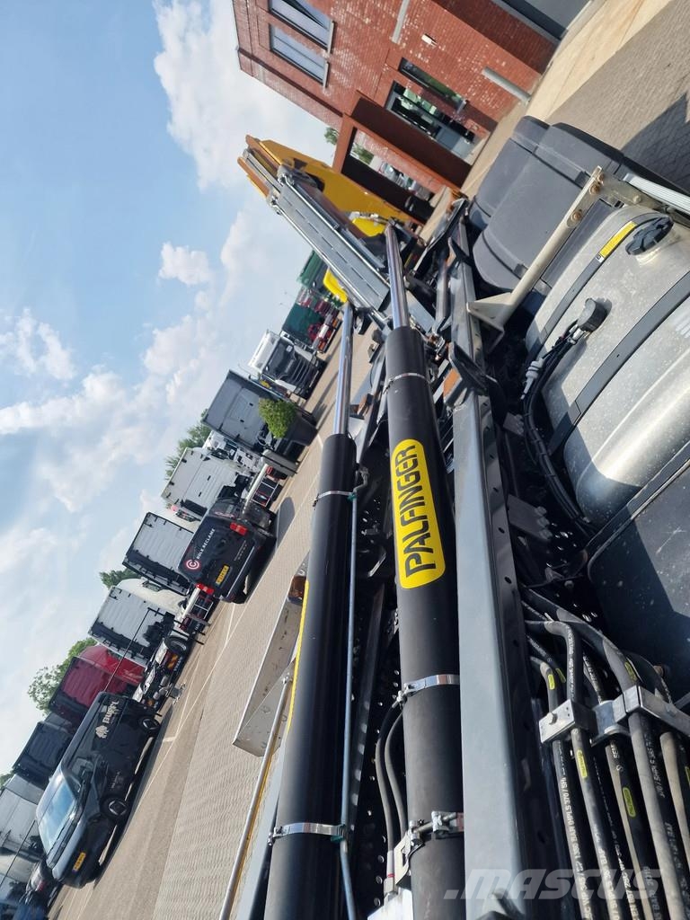 Mercedes-Benz Arocs 2645 6x2*4 with Hydrodrive - Palfinger T18A Camiones polibrazo