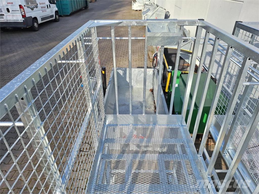 Fliegl Arbeitsbühne hoch zn رافعات السارية الرأسية