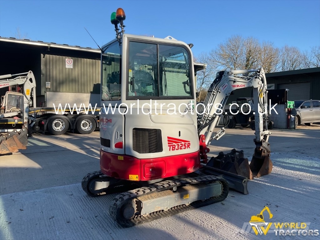 Takeuchi TB 325 R Miniescavatori