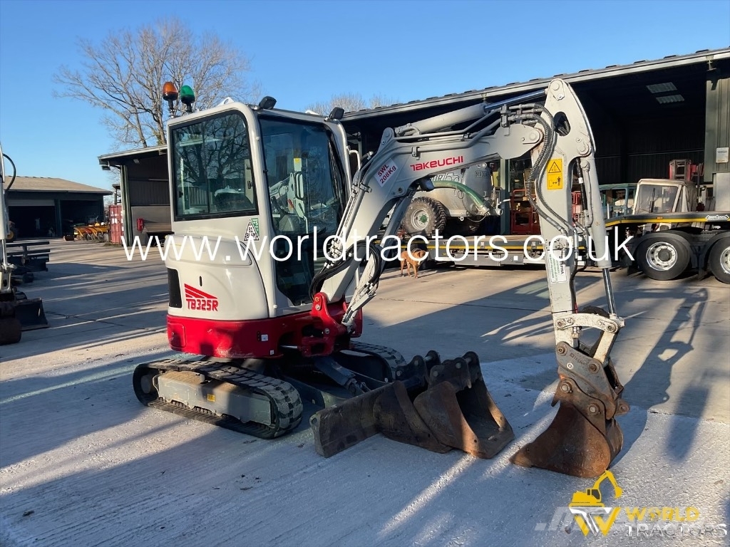 Takeuchi TB 325 R Miniescavatori