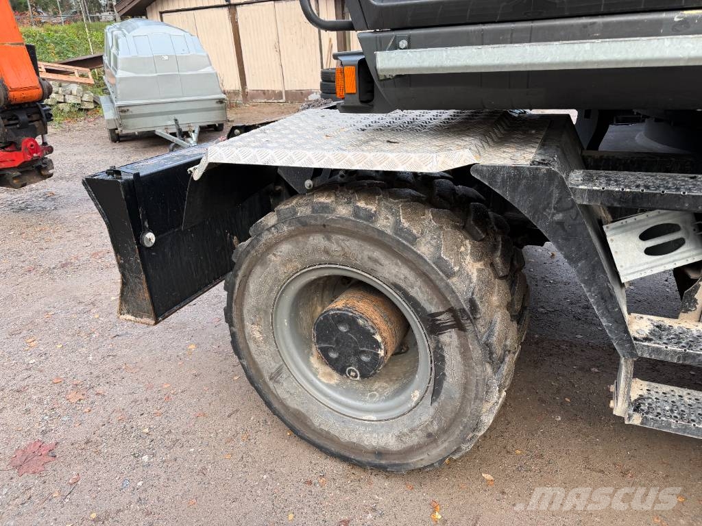 Hitachi ZX 170 W حفارات بعجل