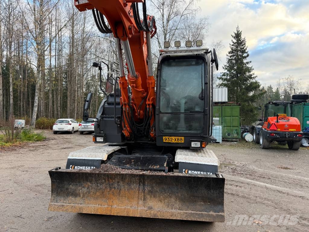 Hitachi ZX 170 W حفارات بعجل