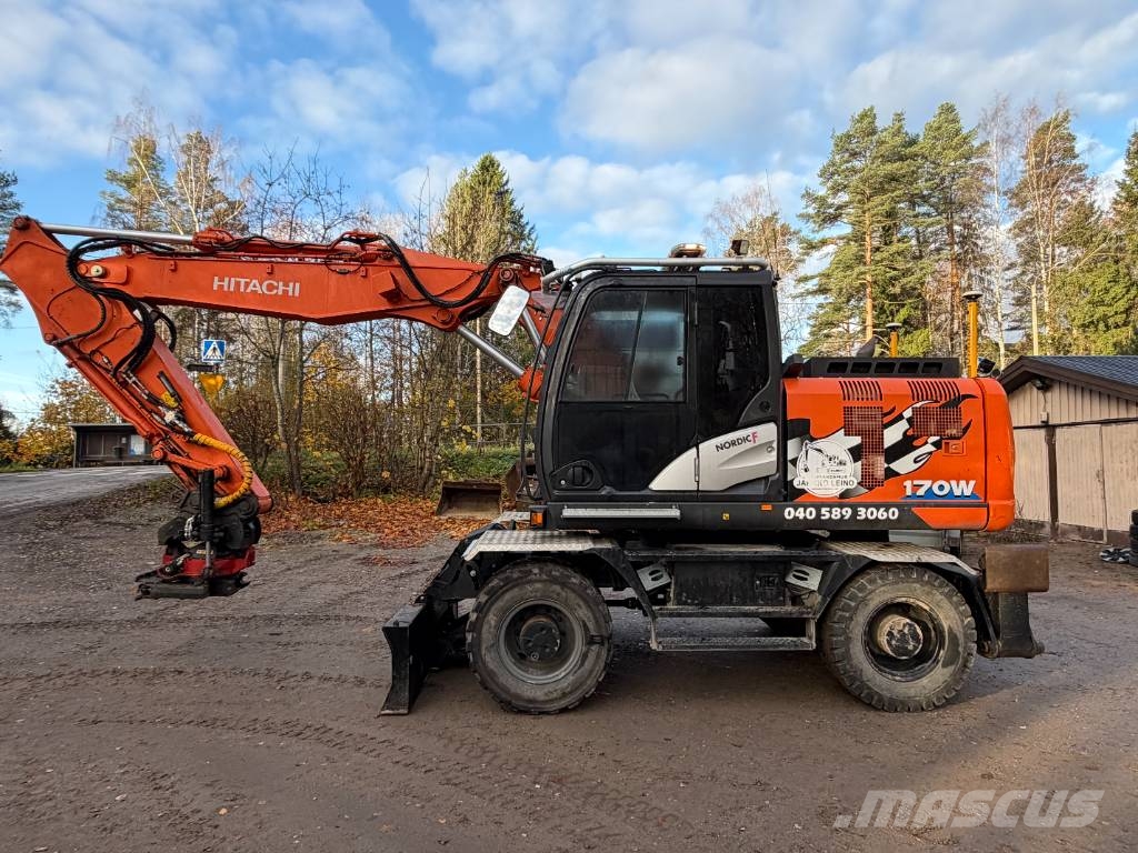 Hitachi ZX 170 W حفارات بعجل