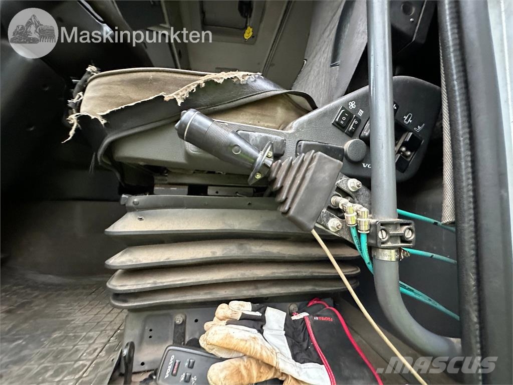 Volvo FH12 -37 8X4 Konksliftveokid