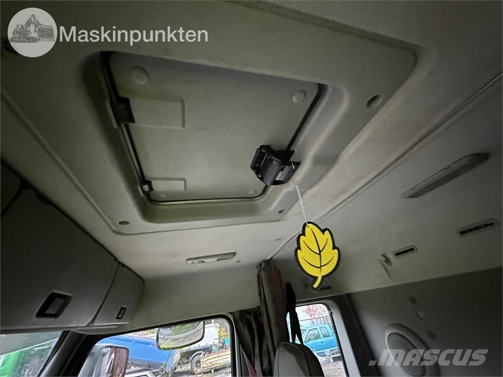 Volvo FH12 -37 8X4 Konksliftveokid