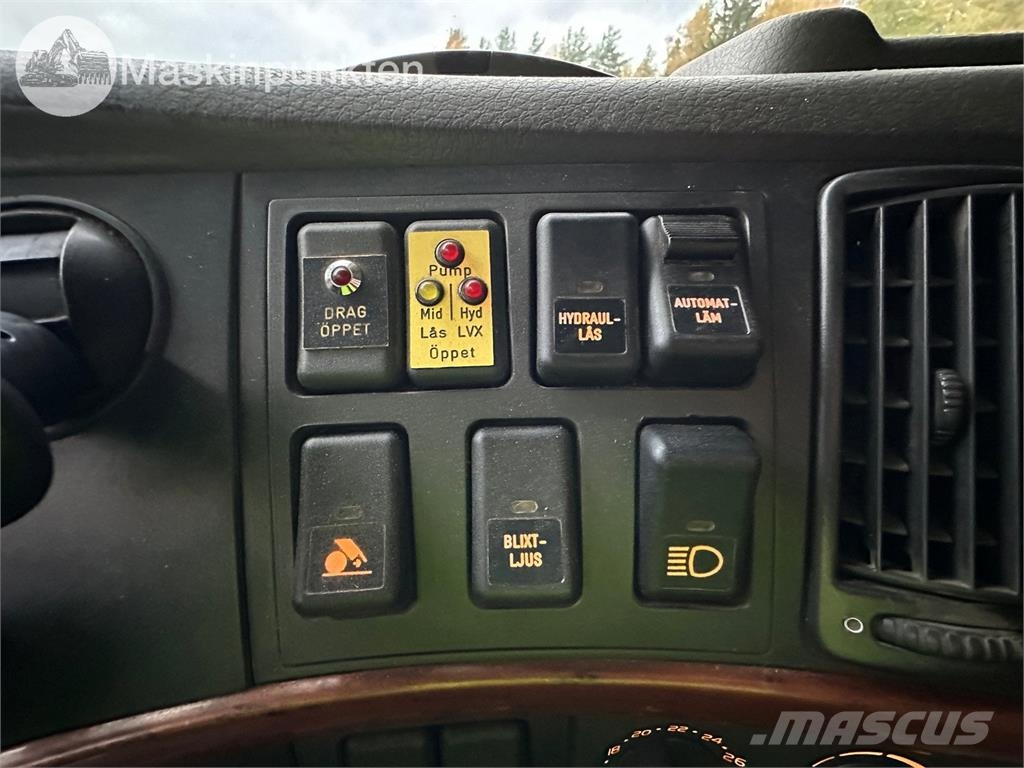 Volvo FH12 -37 8X4 Konksliftveokid