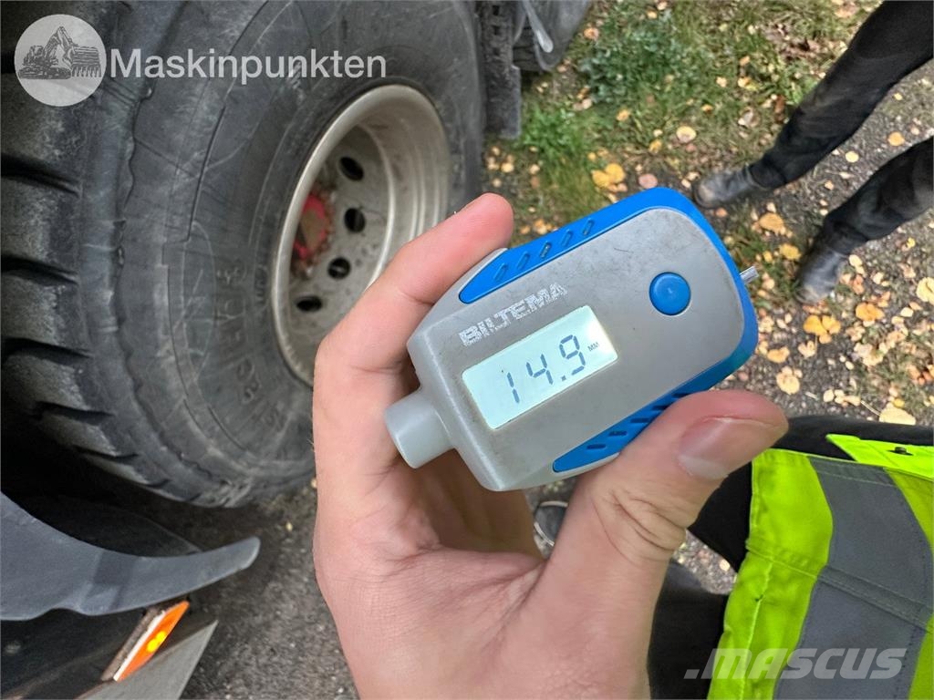 Volvo FH12 -37 8X4 Konksliftveokid