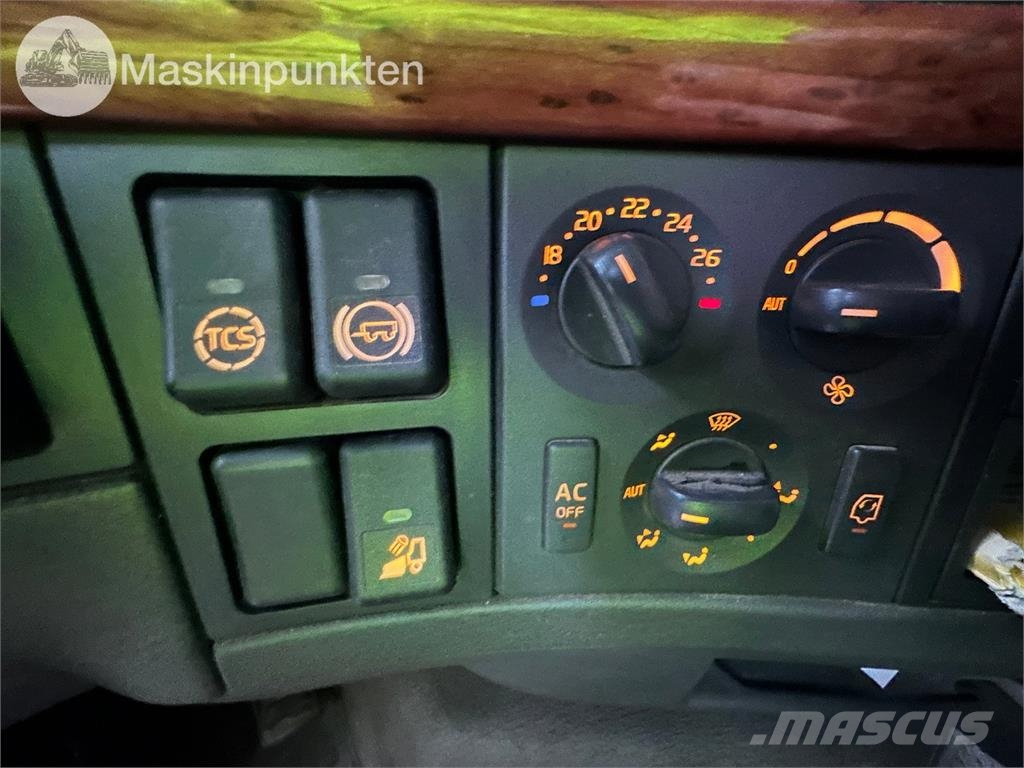 Volvo FH12 -37 8X4 Konksliftveokid