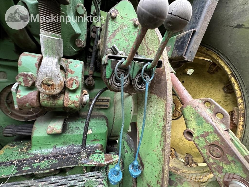 John Deere 4440 PS Hfwd Tractoren