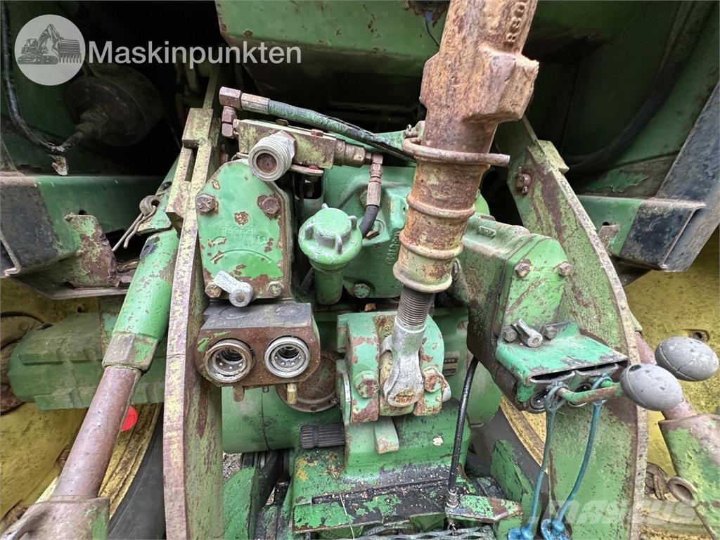 John Deere 4440 PS Hfwd Tractoren