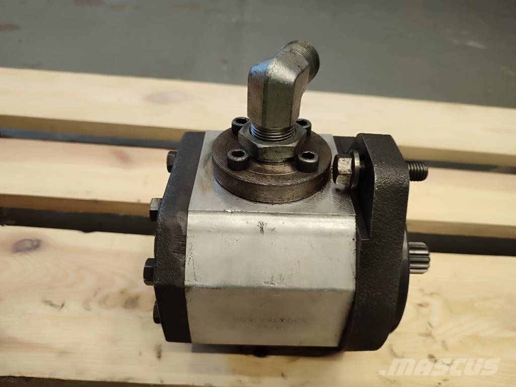 Hydraulic gear pump S3036X169H CLAAS SCORPION 7040 液压