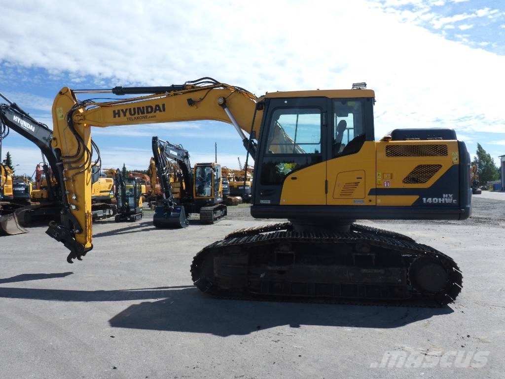 Hyundai Hyundai HX 140 HW Excavadoras sobre orugas