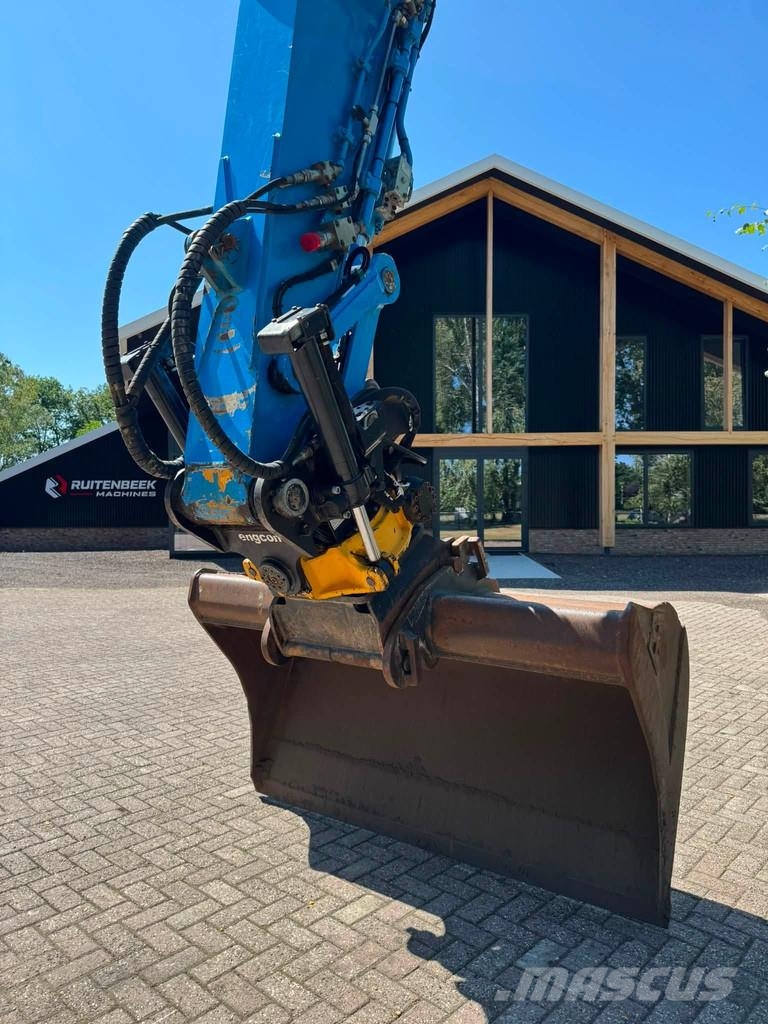 Hyundai HX220 L Rupskraan Rupsgraafmachines