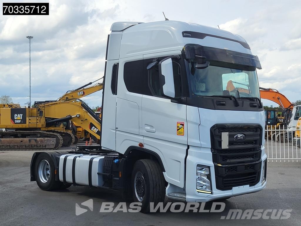 Ford F-Max 500 4X2 2x Tanks Navi ACC Trekkers