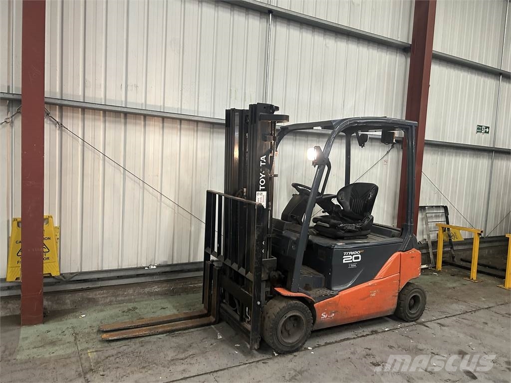 Toyota 8FBM20T Electric forklifts