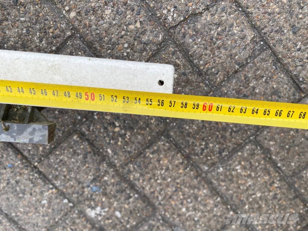 Target Iron Sliding Gate 542cm included posts Sonstige Kommunalmaschinen