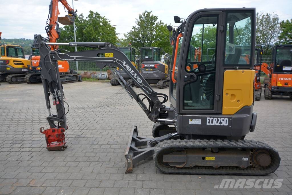 Volvo ECR 25 D حفارات صغيرة أقل من 7 طن (حفارات صغيرة)